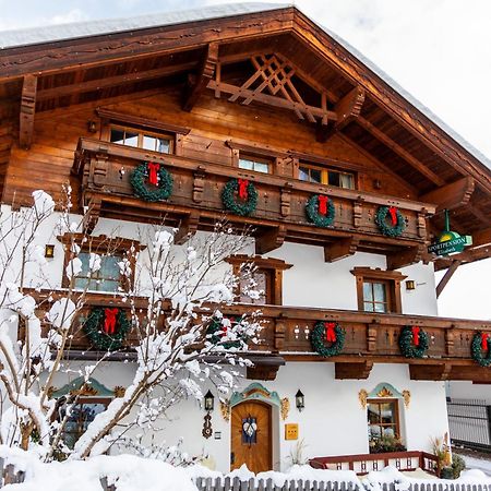 Sportpension Elisabeth Neustift im Stubaital Exterior foto